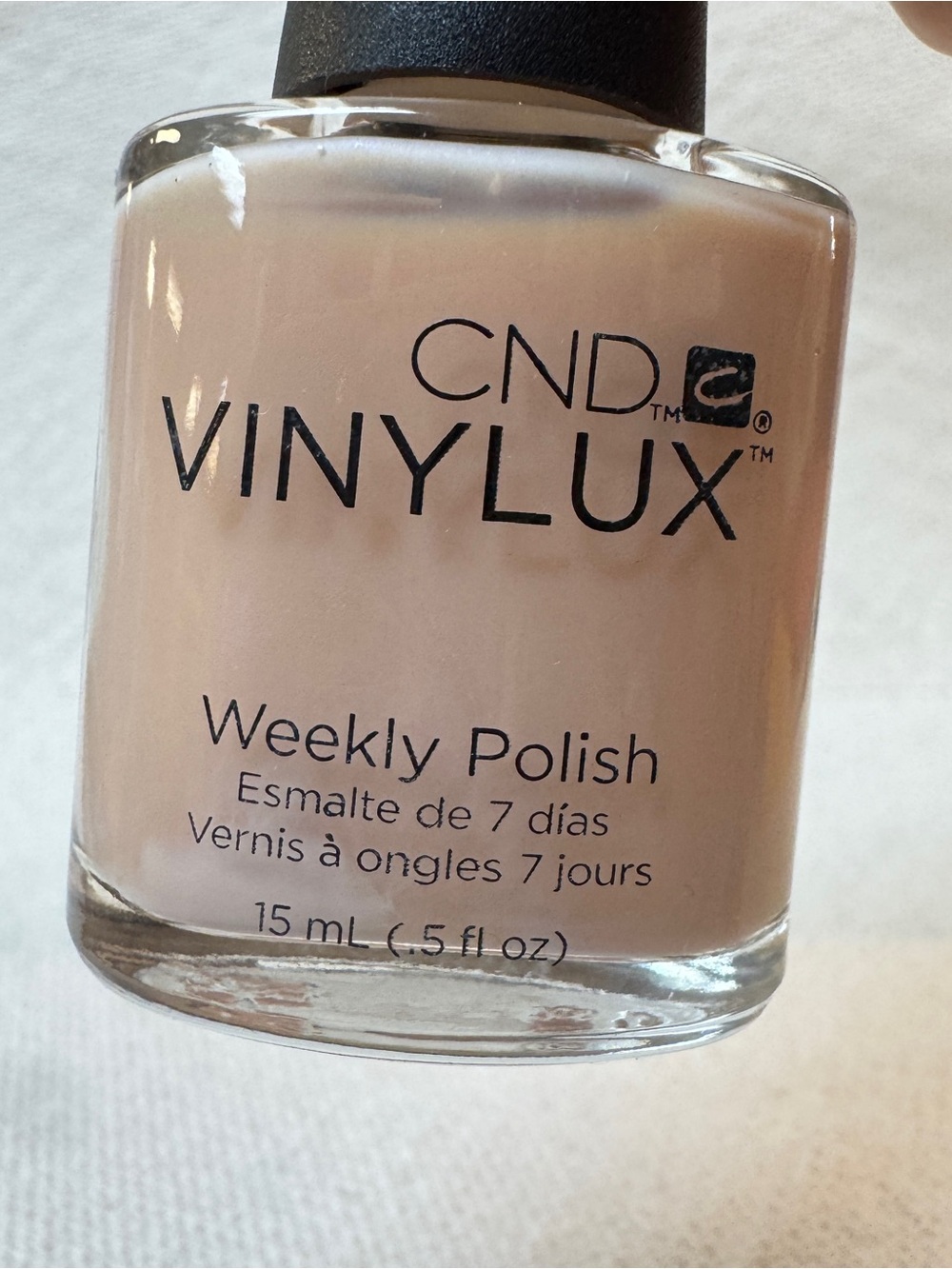 CND vinylux Weekly polish #132 Negligee new without box